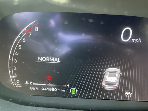 Used 2023 Acura MDX SH-AWD image 11
