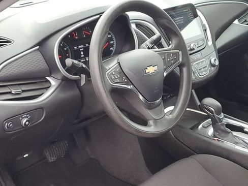 Used 2024 Chevrolet Malibu LT image 10
