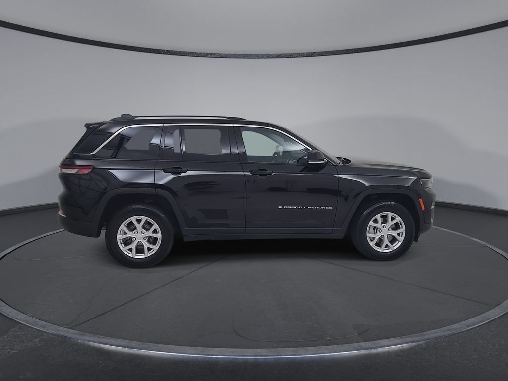 Certified 2023 Jeep Grand Cherokee Limited AWD/4WD image 18