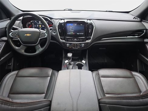Used 2022 Chevrolet Traverse High Country image 10