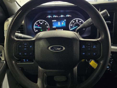 Used 2023 Ford F250 XL w/ Snow Plow Prep Package AWD/4WD image 13