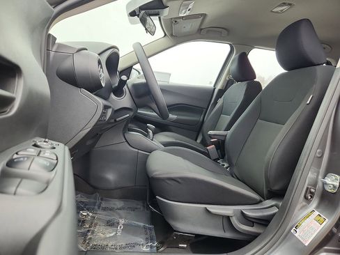 Certified 2025 Nissan Kicks Play S FWD image 14