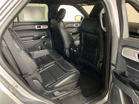 Certified 2024 Ford Explorer ST AWD/4WD image 40