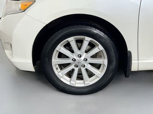 Used 2011 Toyota Venza AWD w/ Convenience Pkg image 10