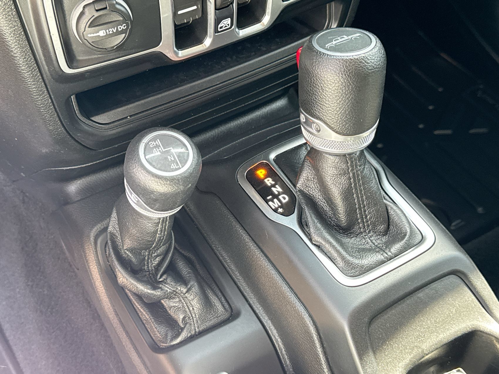 Used 2021 Jeep Gladiator Sport AWD/4WD image 19