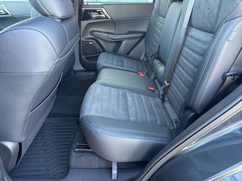 New 2026 Mitsubishi Outlander SE FWD image 26