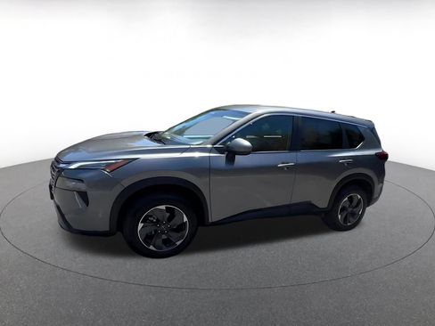 Used 2025 Nissan Rogue SV AWD/4WD image 6