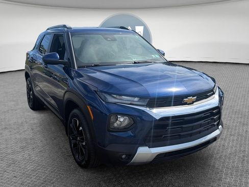 Certified 2022 Chevrolet TrailBlazer LT AWD/4WD image 1