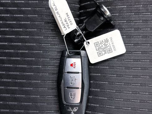 Used 2022 Mitsubishi Outlander ES image 35