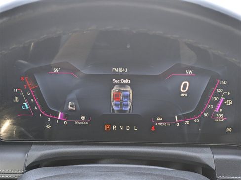 Used 2024 Ford Mustang Premium image 25