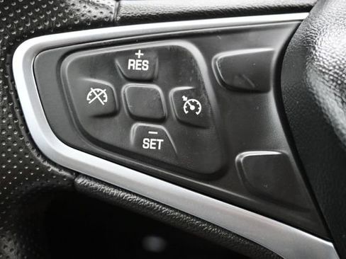 Used 2022 Chevrolet Malibu LT FWD image 21