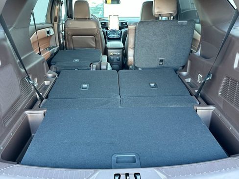 New 2024 Ford Explorer King Ranch w/ Technology Package RWD image 20
