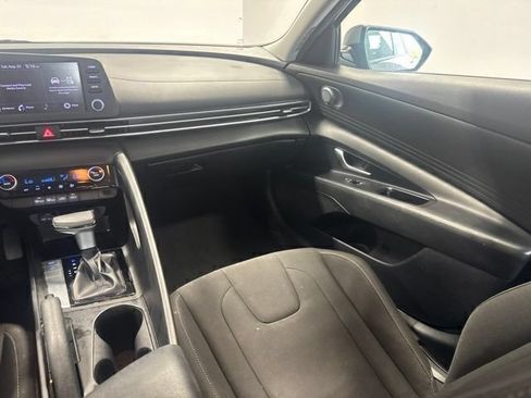 Used 2022 Hyundai Elantra SEL w/ Cargo Package FWD image 20