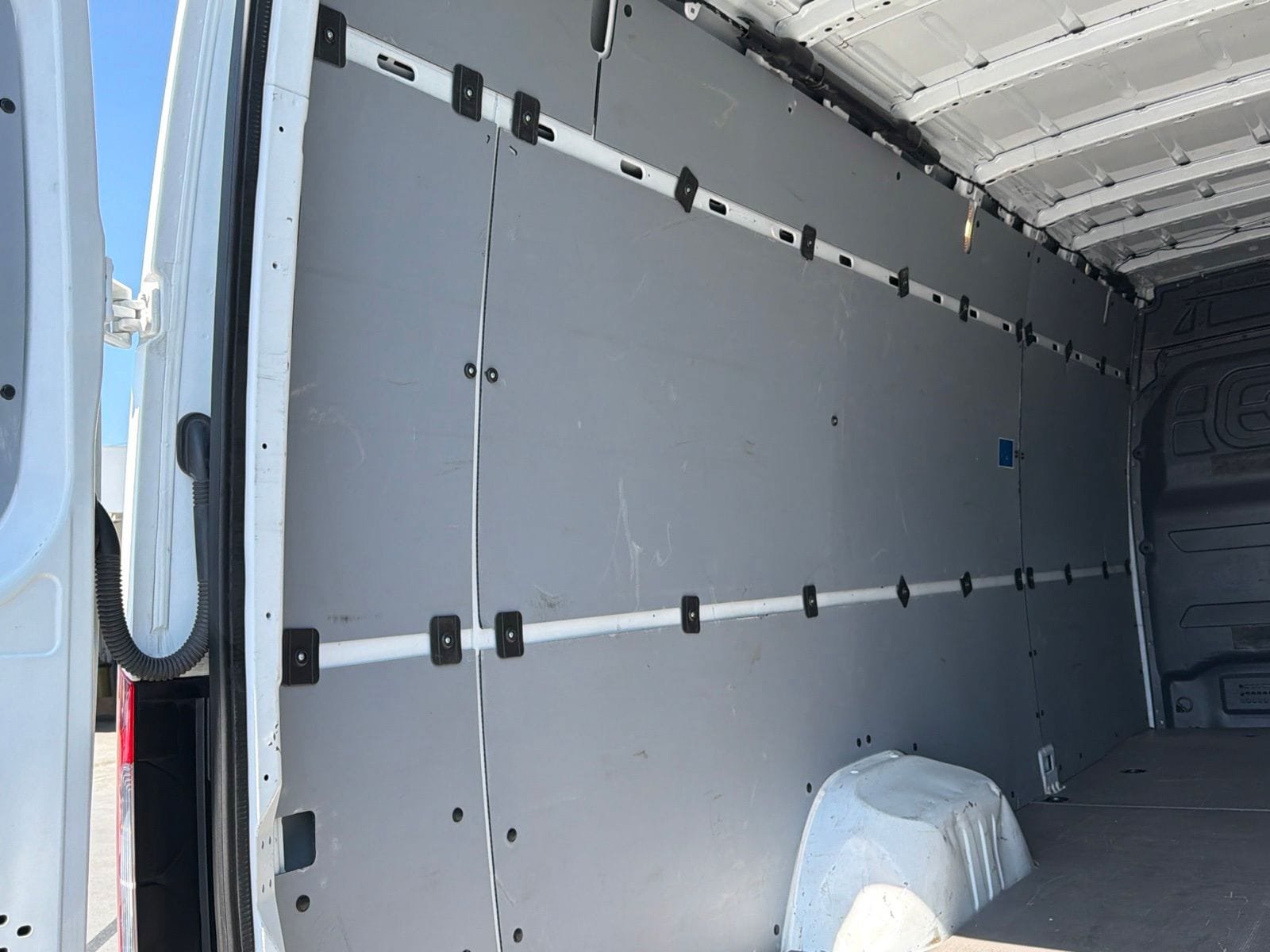 Used 2024 Mercedes-Benz Sprinter 3500 image 16