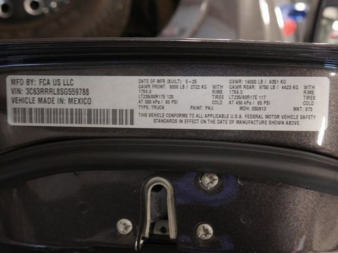 Used 2025 RAM 3500 Limited image 22