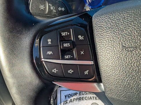 Used 2022 Ford Explorer Platinum w/ Technology Package image 21