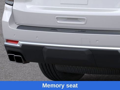 New 2025 Chevrolet Suburban High Country image 15