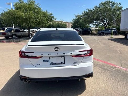 Used 2026 Toyota Camry Hybrid w/ Convenience Package FWD image 6