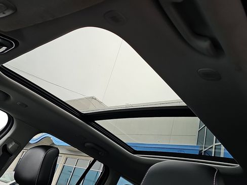 Used 2023 Jeep Grand Cherokee Limited image 15