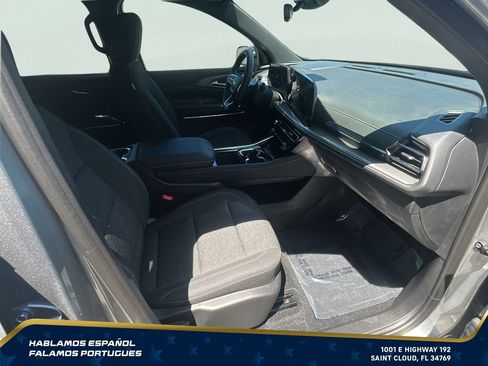 Certified 2026 Chevrolet Traverse LT w/ Driver Confidence Package FWD image 34