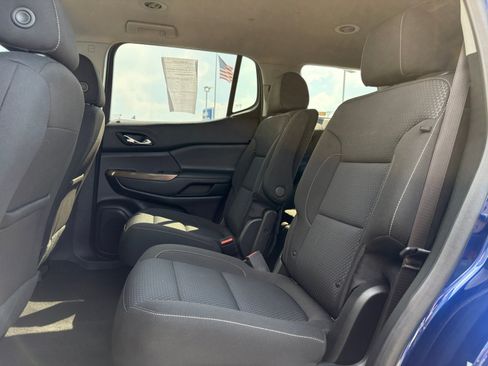 Used 2023 GMC Acadia SLE w/ Driver Convenience Package AWD/4WD image 16