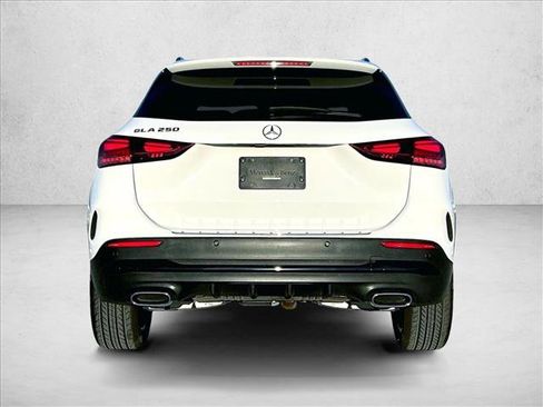 Used 2025 Mercedes-Benz GLA 250 image 4