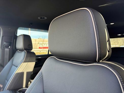 Used 2026 Chevrolet Tahoe Premier image 13