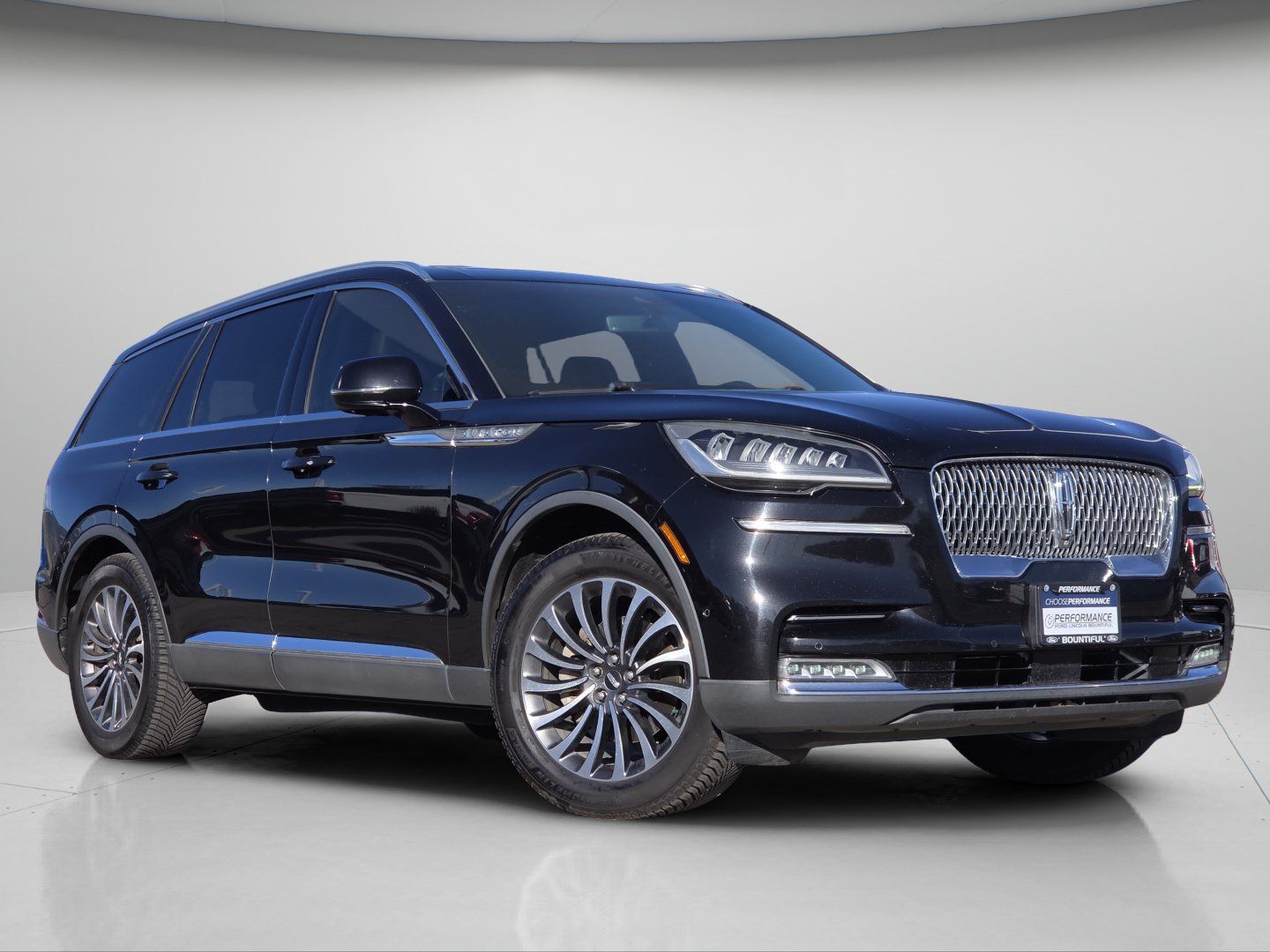 Used 2020 Lincoln Aviator Reserve w/ Equipment Group 201A AWD/4WD image 2