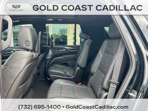 Used 2022 Cadillac Escalade Sport Platinum AWD/4WD image 16