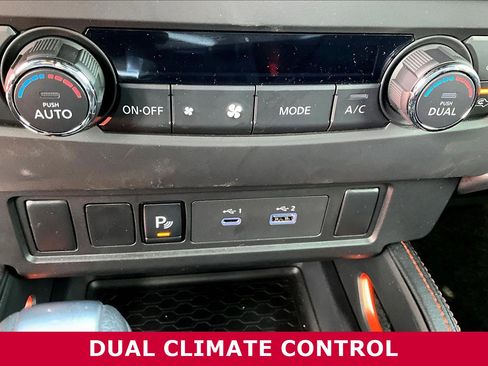 Certified 2025 Nissan Frontier PRO-4X AWD/4WD image 15