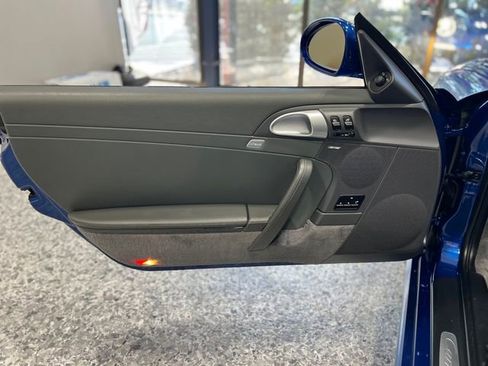 Used 2009 Porsche 911 Carrera S image 18