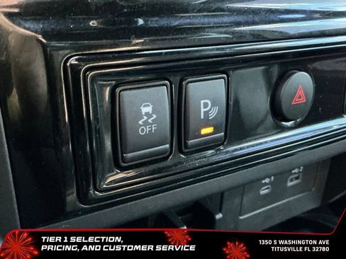 Used 2023 Nissan Titan PRO-4X w/ Pro-4x Convenience Package AWD/4WD image 41