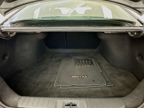 Used 2024 Nissan Sentra S image 29