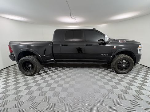 Used 2025 RAM 3500 Longhorn AWD/4WD image 6