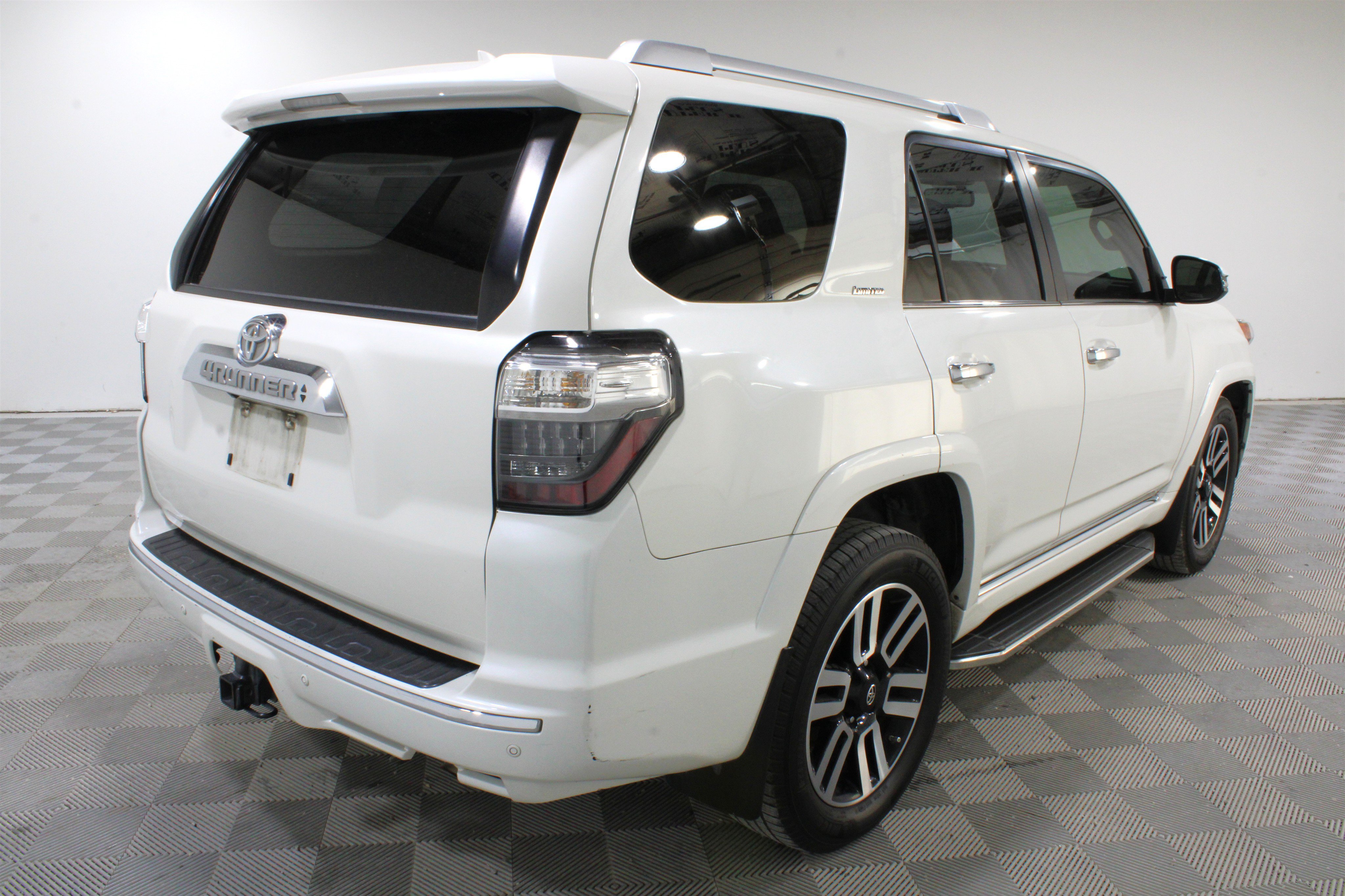 Used 2015 Toyota 4Runner Limited RWD image 27