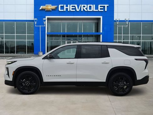 New 2027 Chevrolet Traverse LT w/ Midnight/Sport Edition FWD image 3