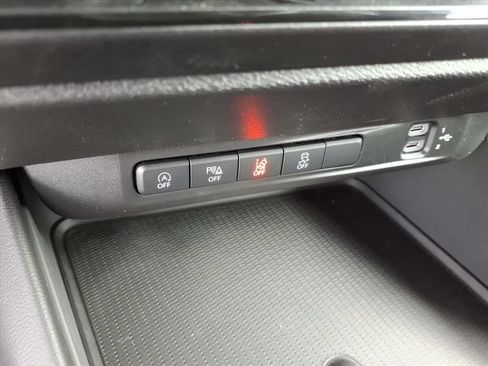 New 2026 Dodge Charger R/T AWD/4WD image 18