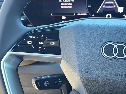 New 2025 Audi Q5 Premium image 23