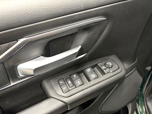 New 2026 RAM 1500 4x4 Crew Cab image 28