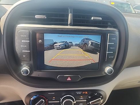 Certified 2024 Kia Soul LX FWD image 22