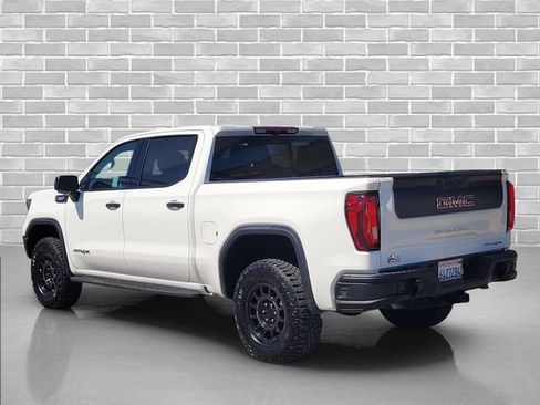 Used 2024 GMC Sierra 1500 AT4X w/ AT4X AEV Edition AWD/4WD image 8