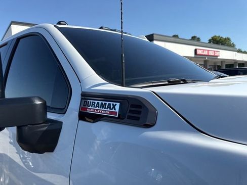 Used 2026 GMC Sierra 2500 AT4X AWD/4WD image 9
