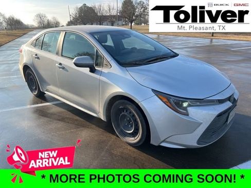 Used 2024 Toyota Corolla LE image 1