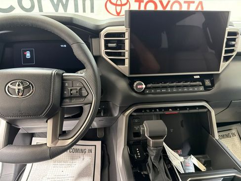 Used 2026 Toyota Sequoia 4WD image 26