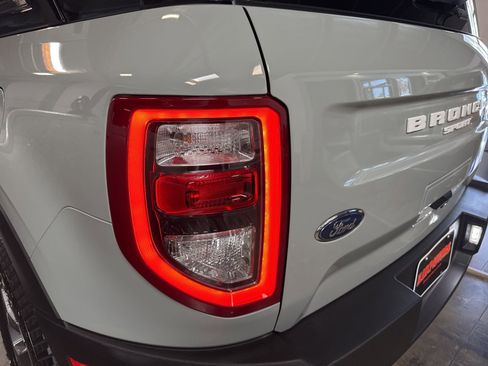 Used 2021 Ford Bronco Sport Badlands image 12