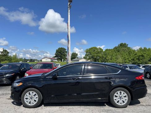 Used 2019 Ford Fusion S FWD image 3