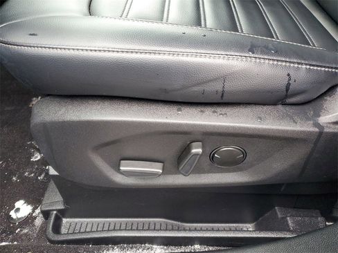 Used 2023 Ford Edge SEL w/ Convenience Package image 10