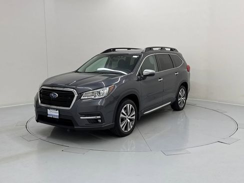Used 2022 Subaru Ascent Touring w/ Popular Package #2A image 2