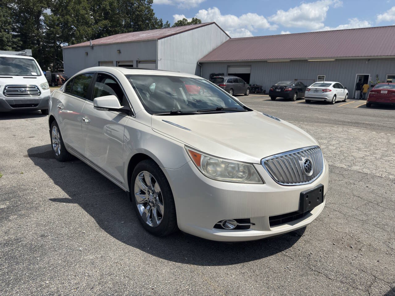 Used 2010 Buick LaCrosse CXL w/ Luxury Package AWD/4WD image 5