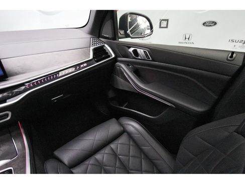 Used 2024 BMW X5 sDrive40i w/ Premium Package RWD image 10